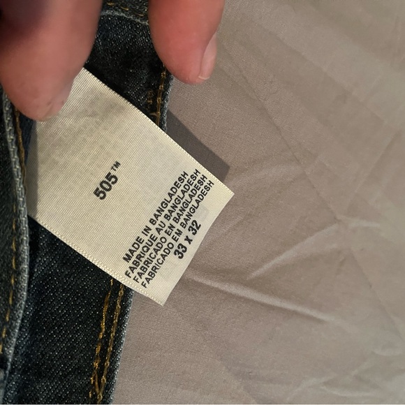 Levi’s jeans nicely worn they are approximately 10 years old - Picture 3 of 3